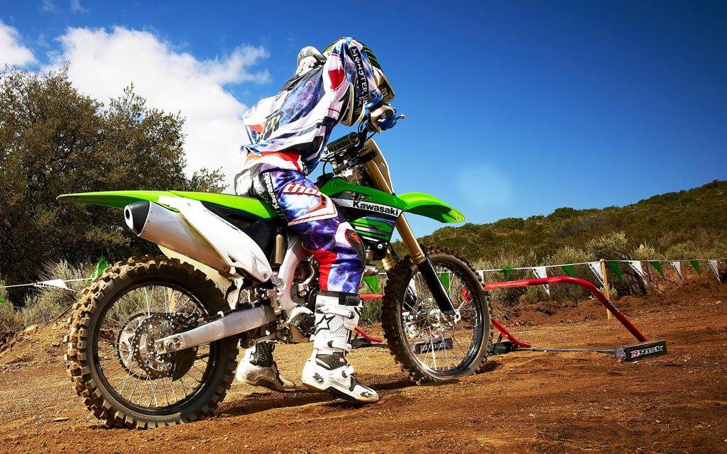 How Do Professional Motocross Riders Train? Pro Secrets Revealed