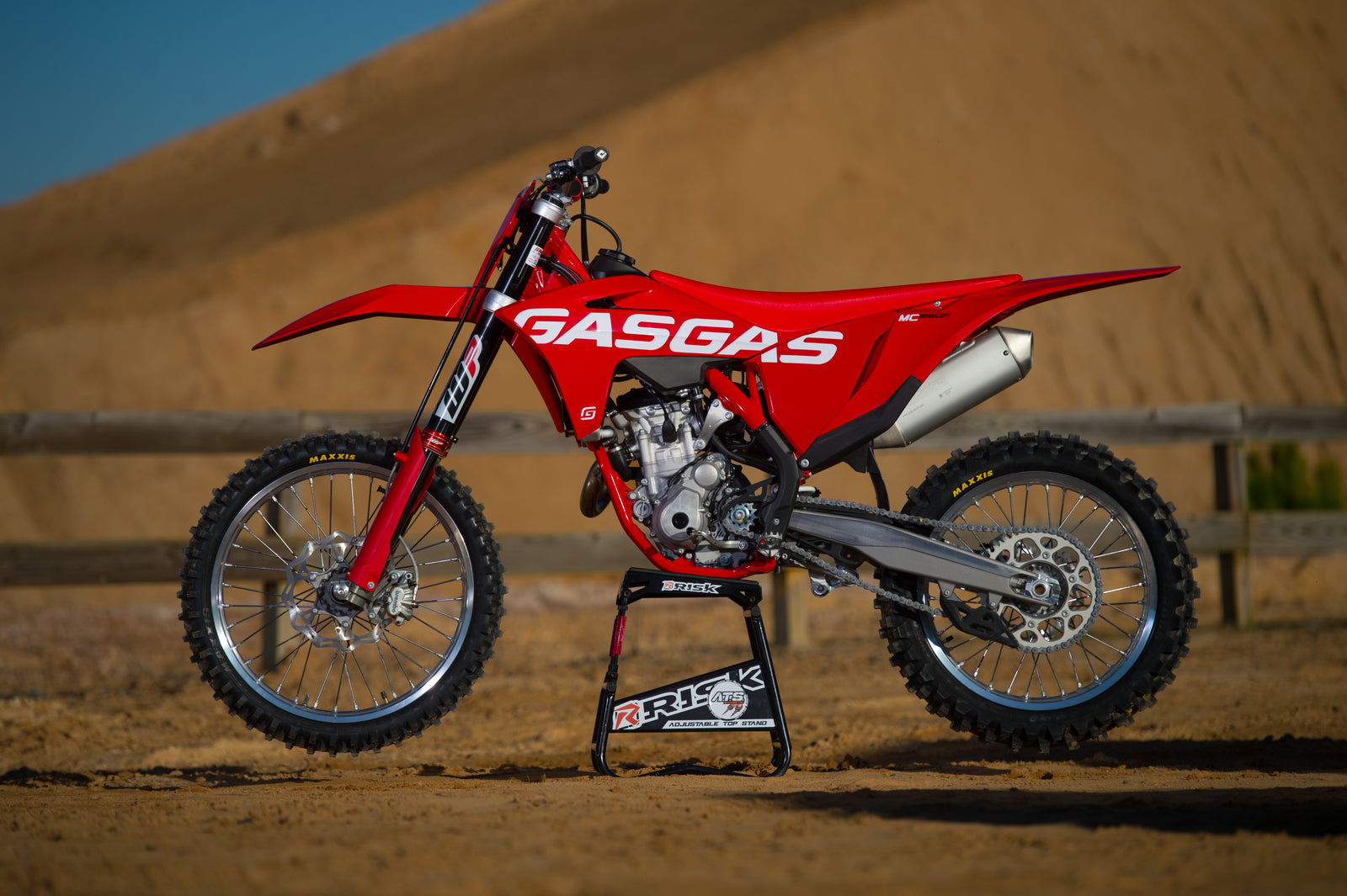 How do I Know if My Dirt Bike Needs a New Bottom End? - Risk Racing