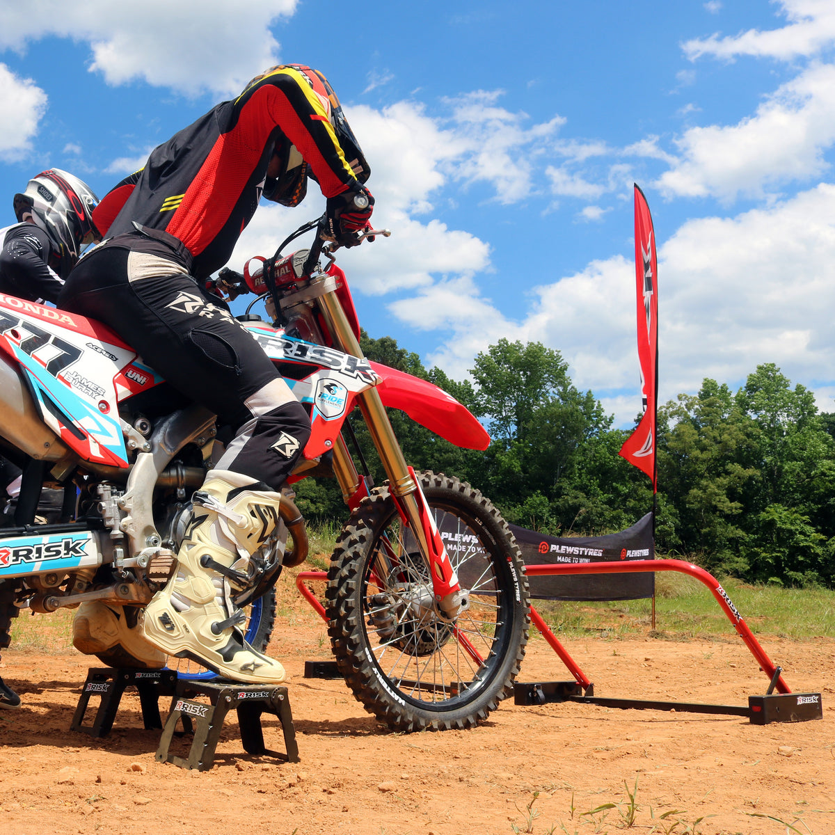 The Holeshot Pro Practice Motocross Starting Gate - MX Training Device -  Risk Racing