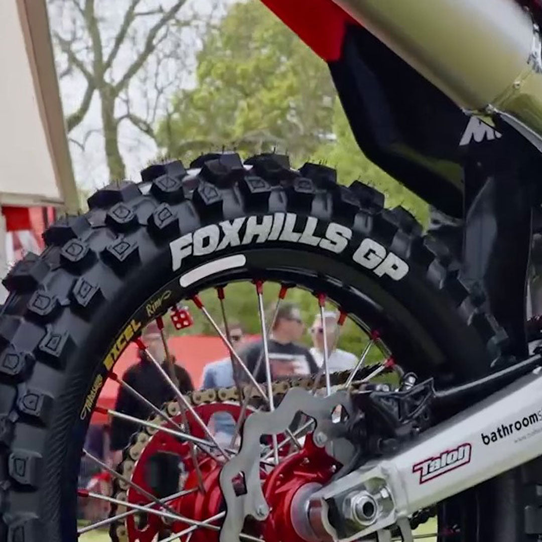 foxhills-sticker-tire-lifestyle